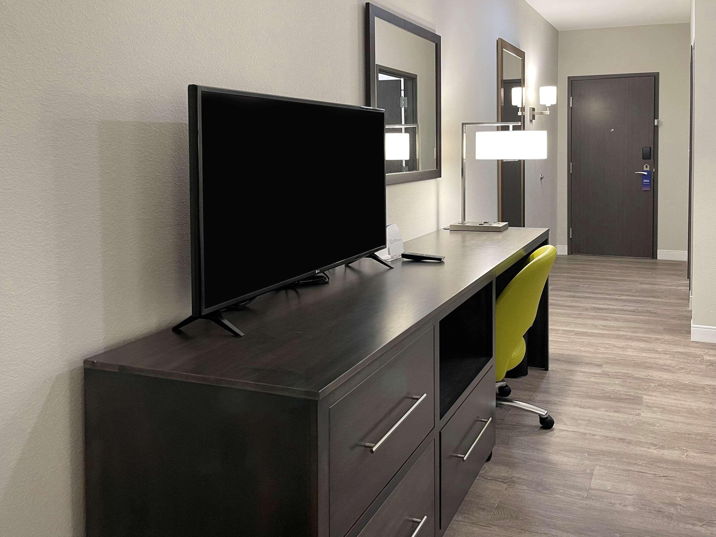 Comfort Suites Cincinnati University - Downtown Buitenkant foto
